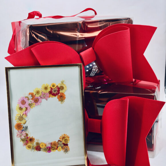 VBACALA – Kit DIY Fleurs 174 Pièces, Machine à Fleurs, Vase Et Accessoires, Dès 3 Ans, Cadeau Fille Garçon
